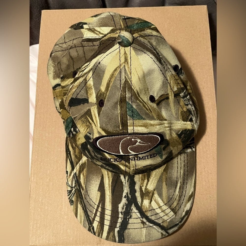 Ducks Unlimited Adjustable Baseball Hat - Picture 2 of 11